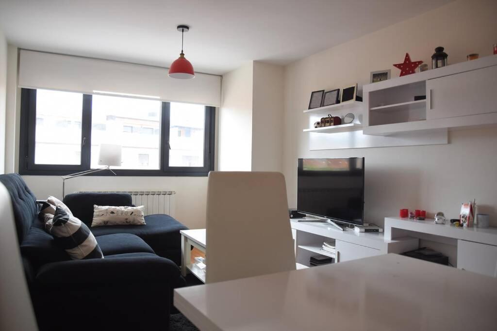 Duplex Con Soleada Terraza! Lejlighed Renedo de Pielagos Eksteriør billede
